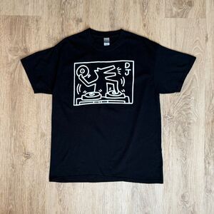 Gildan Graphic T-Shirt Keith Haring DJ Black Large Streetwear Art
